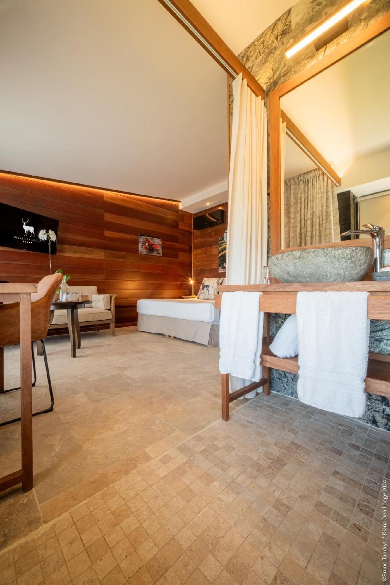 Hotel Diana Dea Lodge & Spa Sainte Anne Exterior foto
